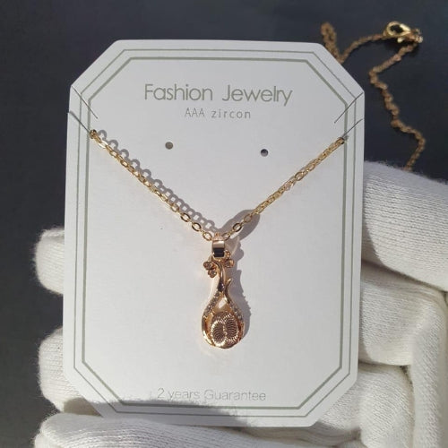 Elegant Gold Zircon Pendant Necklace – Fashion Jewelry
